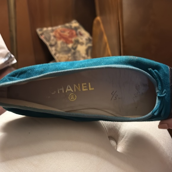 Vintage Blue Suede Chanel Ballet Flats - Picture 10 of 10